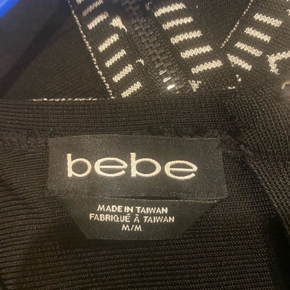 Bebe Dress - Picture 3 of 3